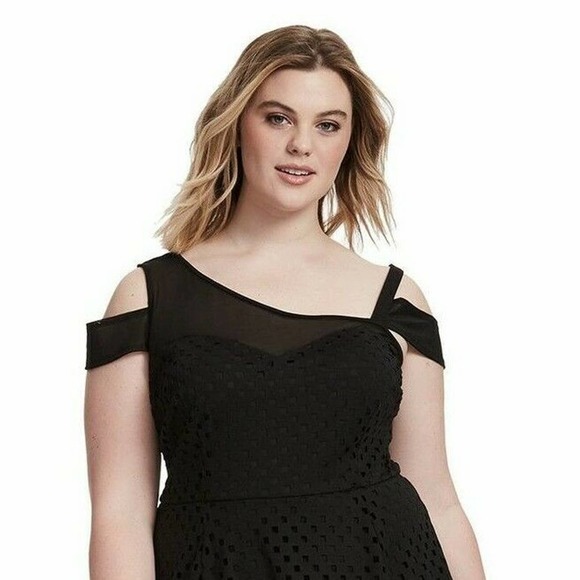 LAST ONE! MBLM Tess Holliday Cutwork Sweetheart Pinup Party Dress - Picture 4 of 7